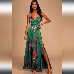 NWOT EMERALD GREEN FLORAL MAXI DRESS LARGE